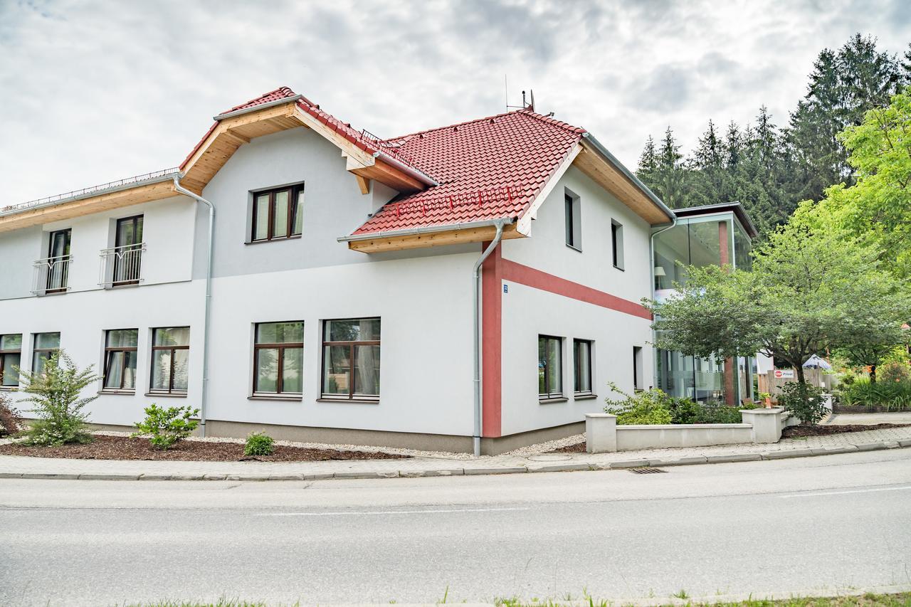 Smart Liv'In Laabnerhof Apartment Laaben ภายนอก รูปภาพ