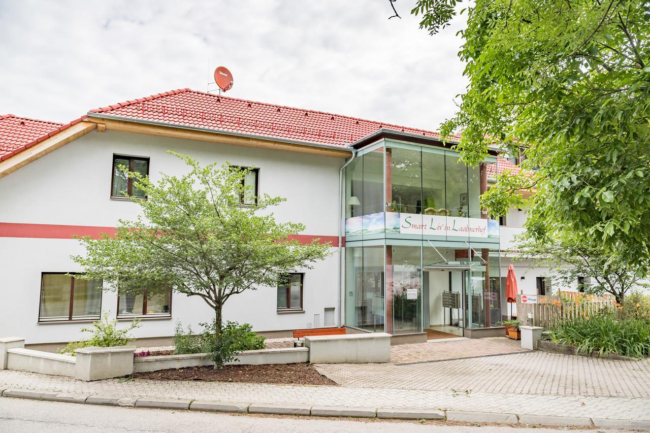 Smart Liv'In Laabnerhof Apartment Laaben ภายนอก รูปภาพ
