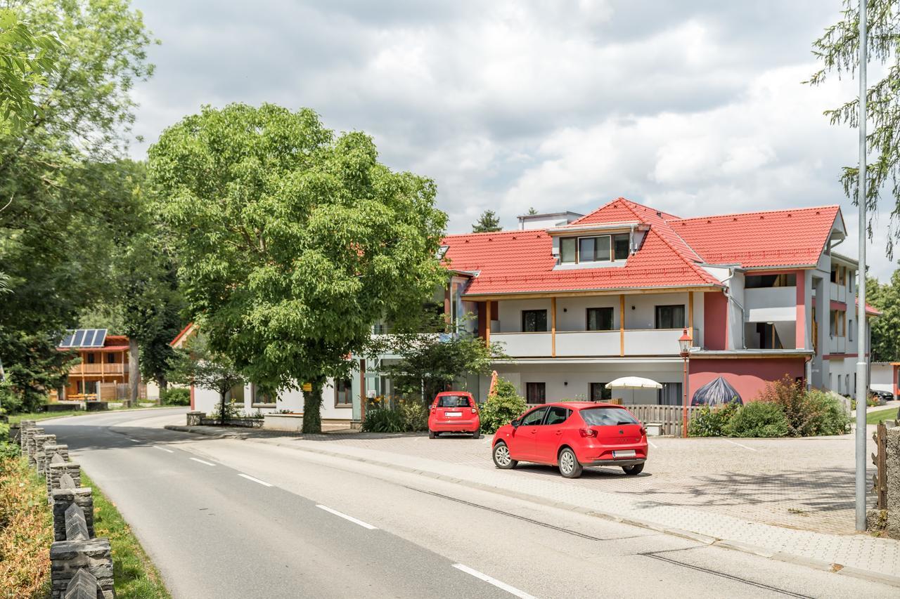 Smart Liv'In Laabnerhof Apartment Laaben ภายนอก รูปภาพ