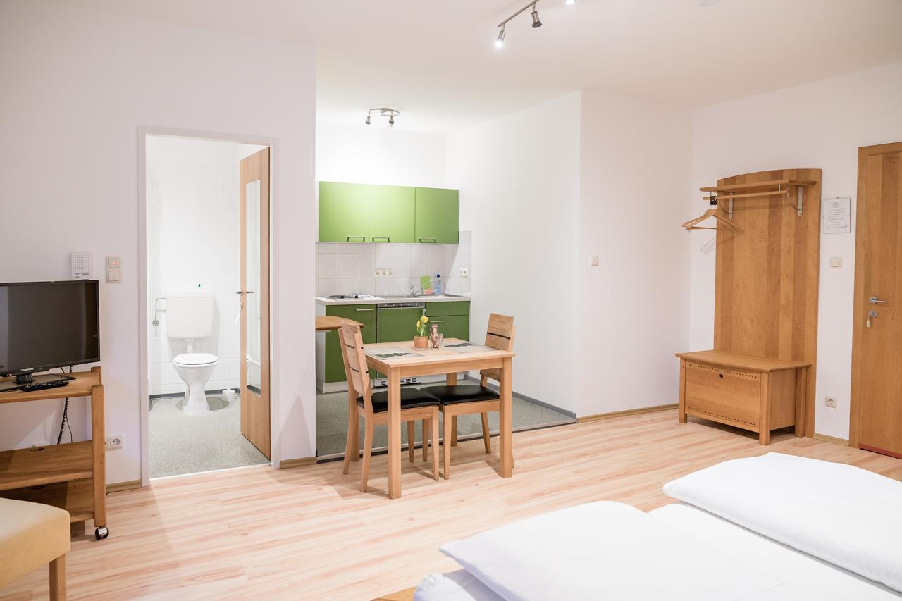 Smart Liv'In Laabnerhof Apartment Laaben ภายนอก รูปภาพ