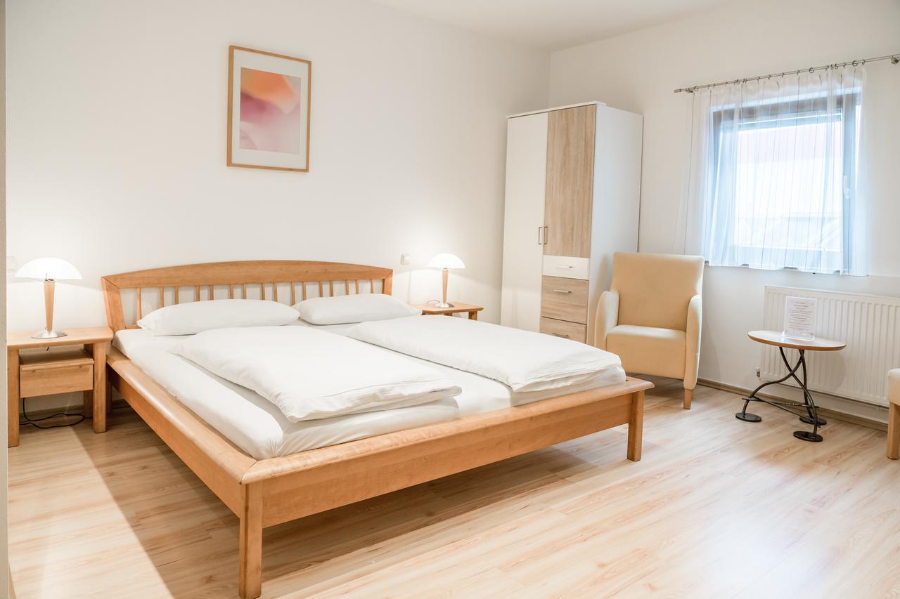 Smart Liv'In Laabnerhof Apartment Laaben ภายนอก รูปภาพ